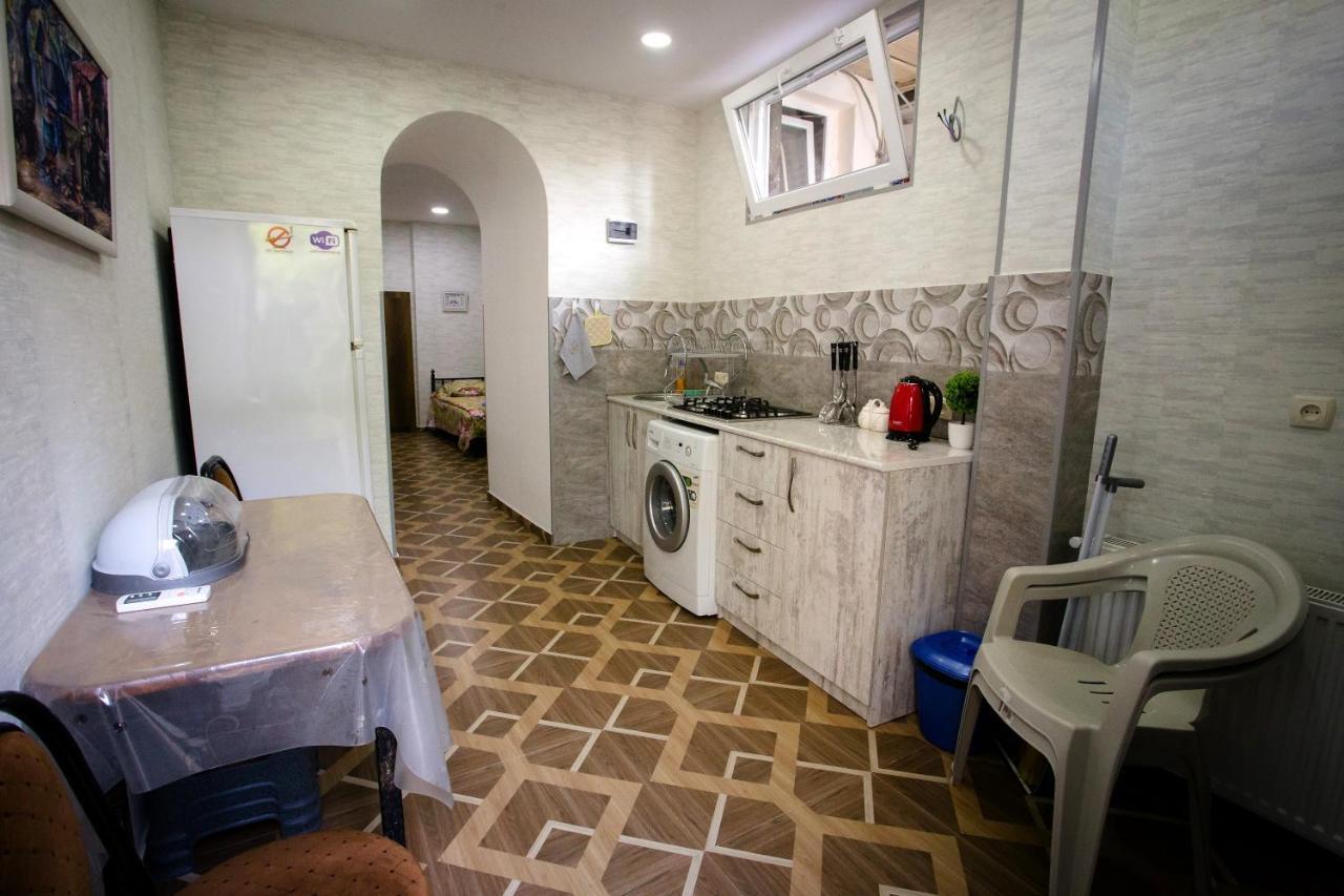 G&M Lägenhet Tbilisi Exteriör bild